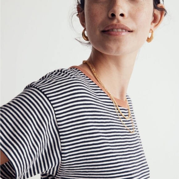 EUC Blue and White Striped Short Sleeve Tee with contrast neck. Size M. Classic - Picture 1 of 11